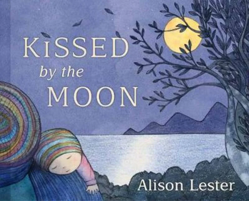 ---Kissed by the Moon