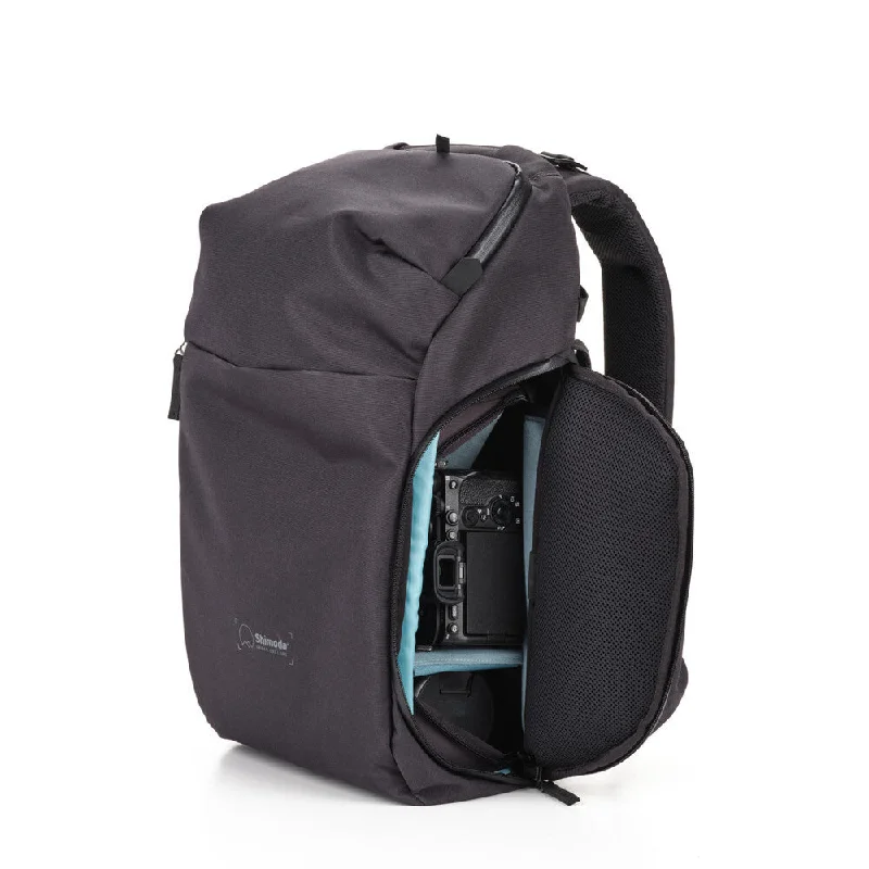  -Anti-scratch scratching board AND cat bed in oneShimoda Urban Explore 25 Camera Backpack (Anthracite)