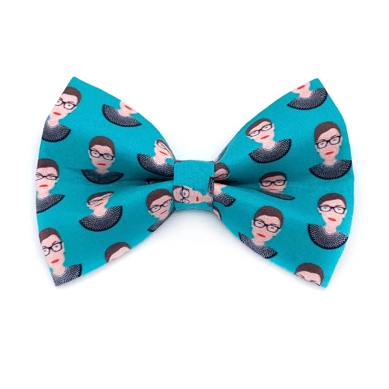- Automatic temperature adjustment cat bedRuth Bader Ginsburg Dog Bow Tie