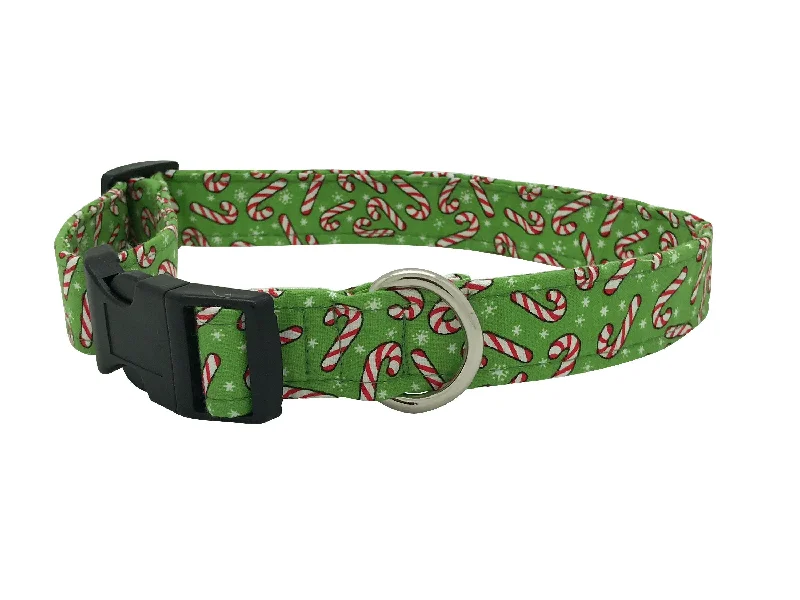 - Degradable pet feces bagSnowflakes & Candy Canes Breakaway Cat Collar