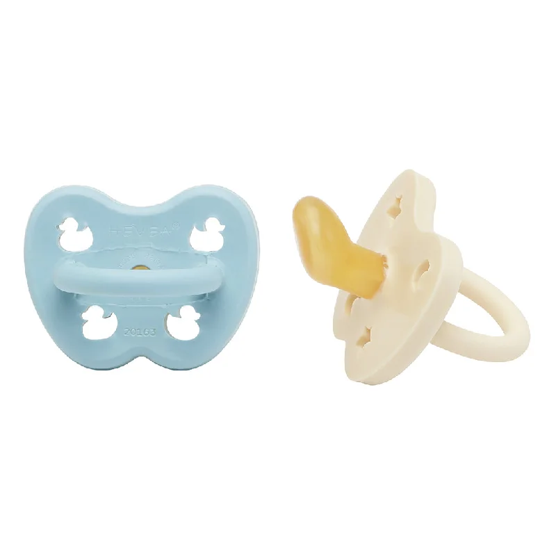 - Parrot climbing and standing wooden frameHevea Pacifier 2-pack Orthodontic | Baby Blue & Milky White 0-3 months POUCH - Parrot climbing and standing wooden frameHevea Pacifier 2-pack Orthodontic | Baby Blue & Milky White 0-3 months POUCH
