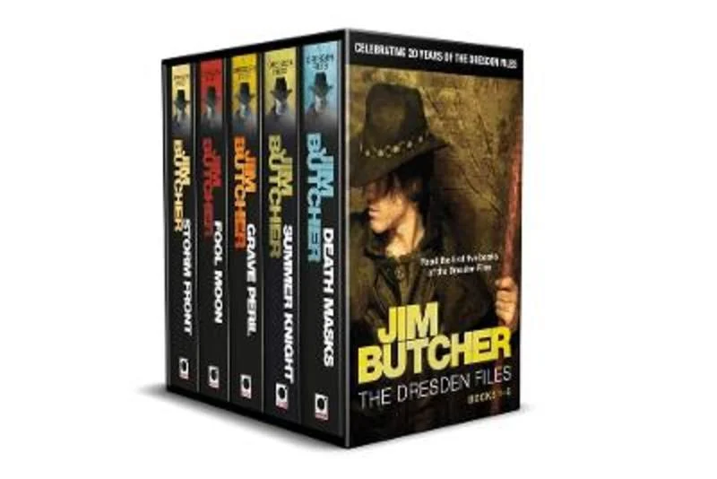 - Pet stroller can be taken on the planeJim Butcher's Dresden Files - 20th Anniversary Box Set