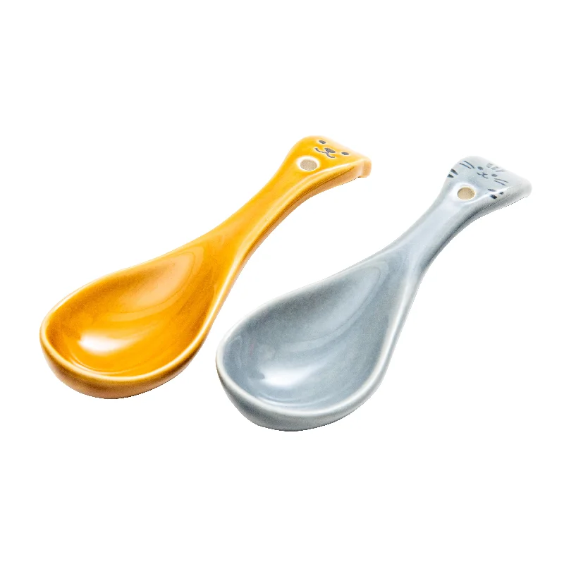 - Chinchilla cooling ice nest ceramic plateMicrowave Safe Cat Face Soup Spoon (1pc)