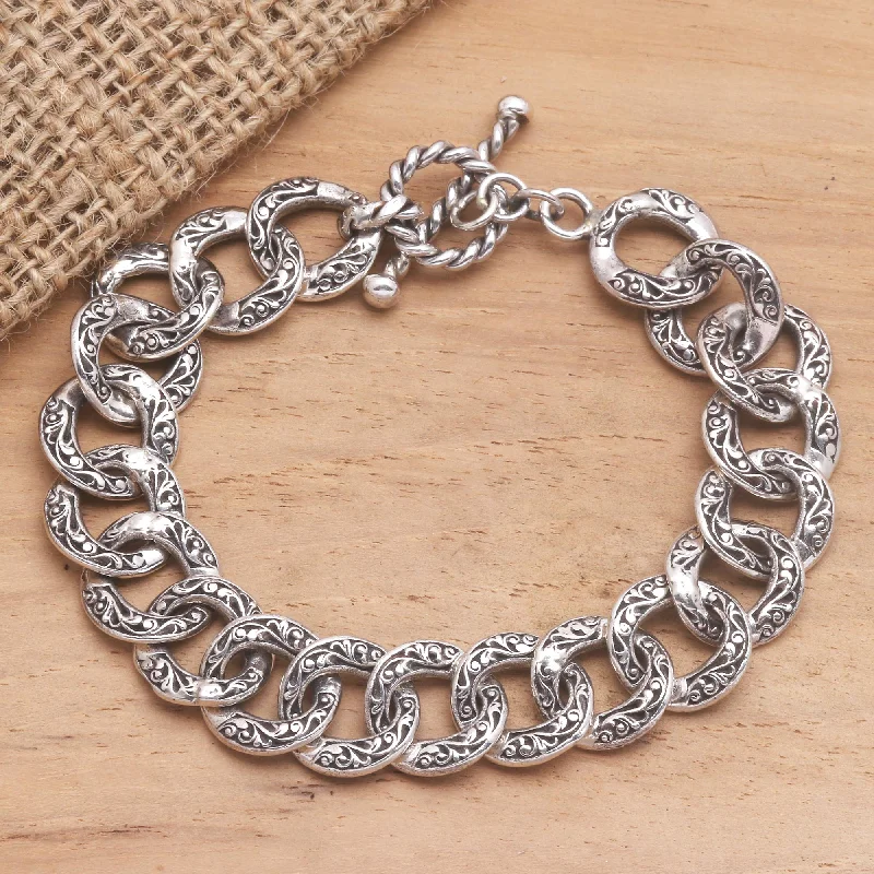 - Summer pet ice matLocked Artisan Crafted Sterling Silver Link Bracelet