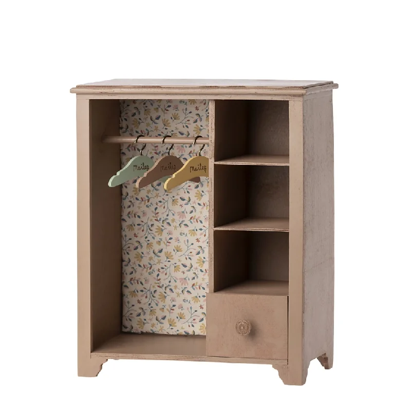 - Teething and chewing toys for puppiesMaileg Furniture - Wardrobe Powder