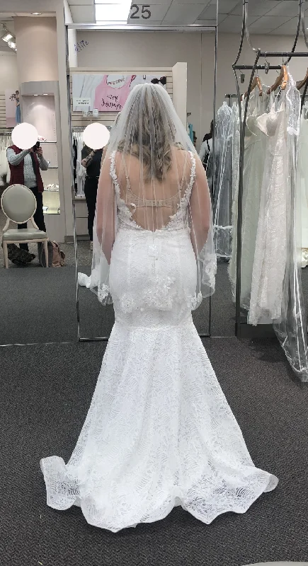 David's Bridal MS251211