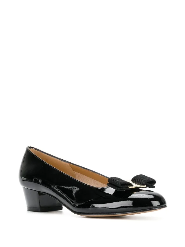 FERRAGAMO Classic Patent Leather Ballerina Flats for Women - Black