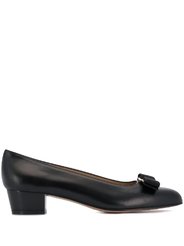 FERRAGAMO Classic Patent Leather Ballerina Flats for Women - Black